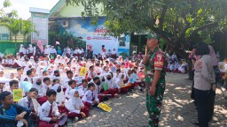 BABINSA KORAMIL WARU 0816/16 WARU MELAKSANAKAN EDUKASI STOP BULLYING DI SDN WEDORO