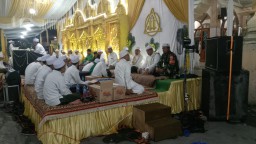 Babinsa Koramil 0816/16 Waru Menghadiri Kegiatan Majelis Dzikir di Wilayah Binaan desa Ngingas Kec. Warun Kab. Sidoarjo.
