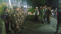 DANRAMIL 0816/16 WARU BERSAMA FORKOPIMKA WARU MELAKSANAKAN PATROLI GABUNGAN SELAMA BULAN SUCI ROMADHON 1444 H DI WIL KEC.WARU