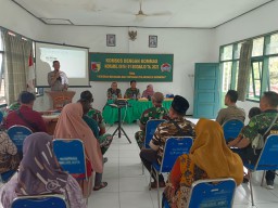 Koramil 0816/01 Sidoarjo adakan kegiatan komsos dengan komponen masyarakat.