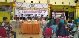 Danramil Kapten Inf Moh. Said Didampingi Pelda Arif. S Babinsa Koramil/05 Tulangan Hadiri Pelantikan & Pengambilan Sumpah Jabatan Perangkat Desa