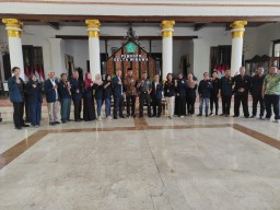Pengarahan Bupati Sidoarjo kepada Mahasiswa UB di Pendopo Delta Wibawa