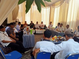 Bati Tuud Koramil 05/Tulangan Mewakili Danramil Pertemuan Paguyuban Kades