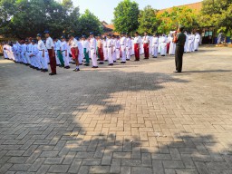 Koramil 0816/16 Waru berikan wasbang tentang nilai-nilai Pancasila