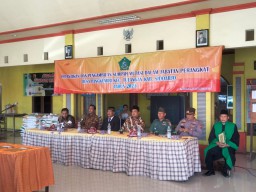 Danramil 05/Tulangan Bersama Babinsa Hadiri Pelantikan dan Pengambilan Sumpah Perangkat Desa Pangkemiri Dengan Metode Mutasi Jabatan