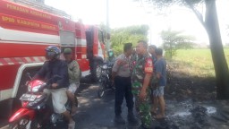 Babinsa Koramil 05/Tulangan Monitoring Kebakaran Warung Kosong Desa Binaan