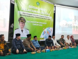Danramil 0816/01 bersama Bupati Sidoarjo hadiri sosialisasi digitalisasi kependudukan di kelurahan Magersari Sidoarjo.