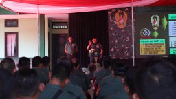 Kunjungan kerja Danpusterad di Makodim 0816 Sidoarjo