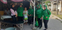 PERINGATI HARI IBU NASIONAL DENGAN KEGIATAN BAKTI SOSIAL