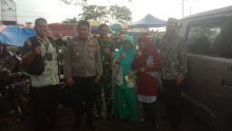 Danramil 0816/08 Jabon Beserta Dinkes Sidoarjo Sidak Jajanan Takjil Di X Tol HK.