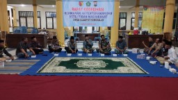 Forkopimka Sidoarjo adakan Cangkrukan Kamtibmas di desa Sumput Kecamatan Sidoarjo.