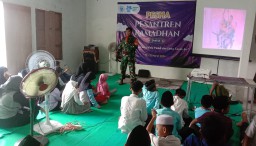Anggota Koramil 0816/15 Sukodono Berikan Wasbang Kepada Santri Pesma (Pesantren Ramadhan) Yayasan Suara Hati.