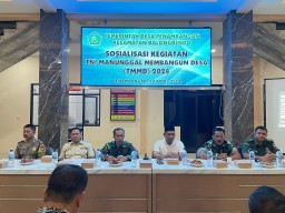 Kodim 0816/Sidoarjo Berikan Sosialisasi Penguatan Komitmen TMMD Ke-120 di Desa Penambangan