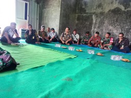 Babinsa Koramil 05 Tulangan Pendampingan Bantuan Irpom (Irigasi dan Perpompaan) Dibalai Pertanian Desa