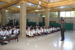 Semangat Kebangsaan Bergema di SMAN 1 Waru Bersama Kodim 0816 Sidoarjo