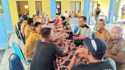 Danramil 0816/06 Tanggulangin, BPBD dan Forkopimcam Tanggulangin Bahu-Membahu Tangani Dampak Banjir di Empat Desa