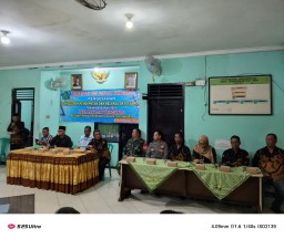 Babinsa Koramil 0816/10 Balongbendo Hadiri Pengesahan Peraturan Desa Tentang APBDes Bakalan Wringinpitu TA 2025