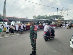 Babinsa 0816/08 Jabon Hadiri Upacara Melasti Bersama Forkopimda.