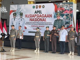 Dandim 0816/Sidoarjo Hadiri Apel Kesiapsiagaan HUT Satpol PP, Satlinmas, dan Damkar 2025: Sinergi Kuat untuk Perlindungan dan Ketertiban Masyarakat