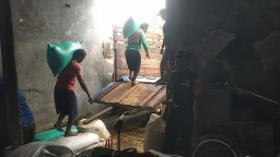 Babinsa Koramil 0816/10 Balongbendo Dampingi SERGAB di Desa Sumokembangsri, Petani Sambut Antusias