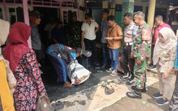 Sinergi TNI dan Petani, Danramil 0816/13 Wonoayu Dampingi Panen Raya di Lahan Poktan Sumber Rejeki II