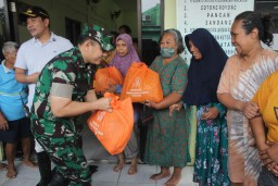 Dandim 0816/Sidoarjo Dampingi Bupati Sidak Banjir di Perum Pejaya, Komitmen Bersama Tangani Dampak Curah Hujan Tinggi
