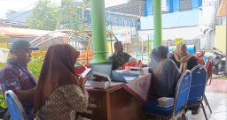 Babinsa Desa Penatarsewu Serka Yoyo Hadiri Kegiatan Sosialisasi Desa Tangguh Bencana (DESTANA)