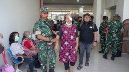 Operasi Katarak Massal, 67 Warga Sidoarjo Terbantu : Wujud Kepedulian TNI dalam Menerangi Kembali Penglihatan Rakyat