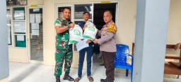 Bersama Rakyat, TNI Hadirkan Solusi: Babinsa Porong Dampingi Penyaluran 9,4 Ton Beras untuk Warga Desa Kebonagung