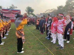 Semarak Gerak Jalan Antar RT di Desa Sambi Bulu: Babinsa Taman Dampingi Warga Rayakan HUT RI ke-80 dengan Penuh Kebersamaan