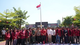 Aksi Damai IMM di Polresta Sidoarjo: Mahasiswa Suarakan Aspirasi, Makan Bersama Forkopimda, dan Berbagi Beras untuk Warga