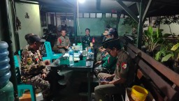 Sinergi Babinsa dan Banser Prambon: Patroli Malam Wujudkan Kamtibmas Aman, Lancar, dan Humanis