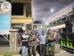 Patroli Bersama Komduk di Desa Kureksari: Sinergi Koramil, Banser, dan Linmas Wujudkan Lingkungan Aman