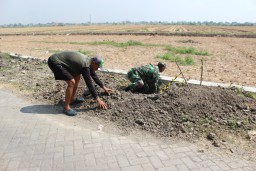 Aksi TMMD: PJU Siap Dipasang, Warga Kedondong Aman dan Nyaman