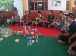Babinsa Koramil 0816/17 Gedangan Hadiri Peresmian BUMDes
