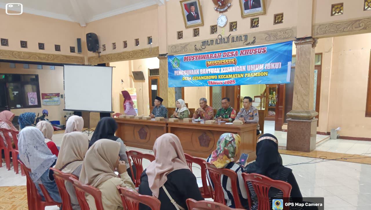 Babinsa Prambon Kawal Musdesus BKU 2025, Wujudkan Penyaluran Bantuan yang Tepat dan Transparan