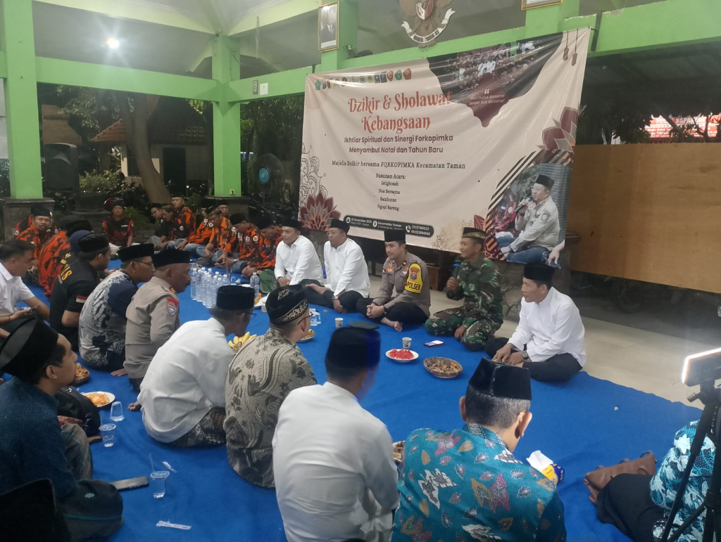 Dzikir dan Sholawat Kebangsaan, Ikhtiar Spiritual Forkopimka Taman Jaga Harmoni Sambut Natal dan Tahun Baru 2026