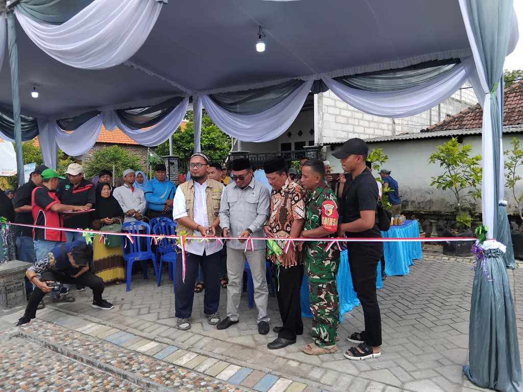 Air Bersih Mengalir, Babinsa Krian Pastikan Tiap Tetes Air Membawa Kesejahteraan