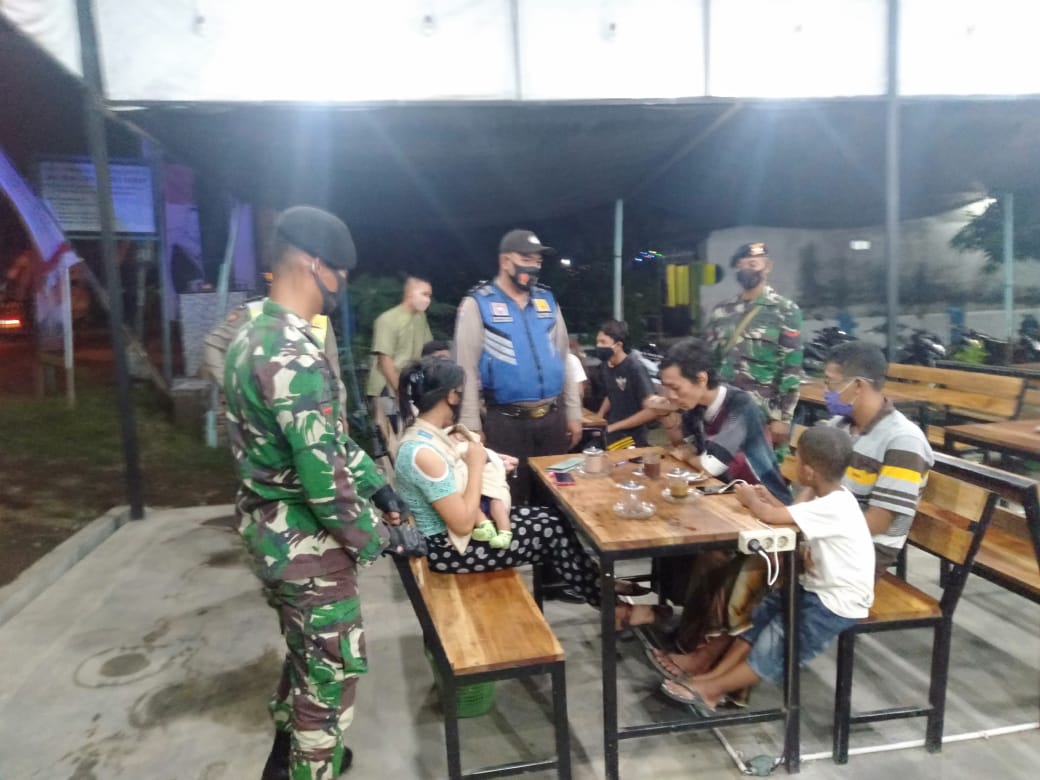 *Forkopimka Kecamatan Tulangan Patroli Penggungunaan Masker*