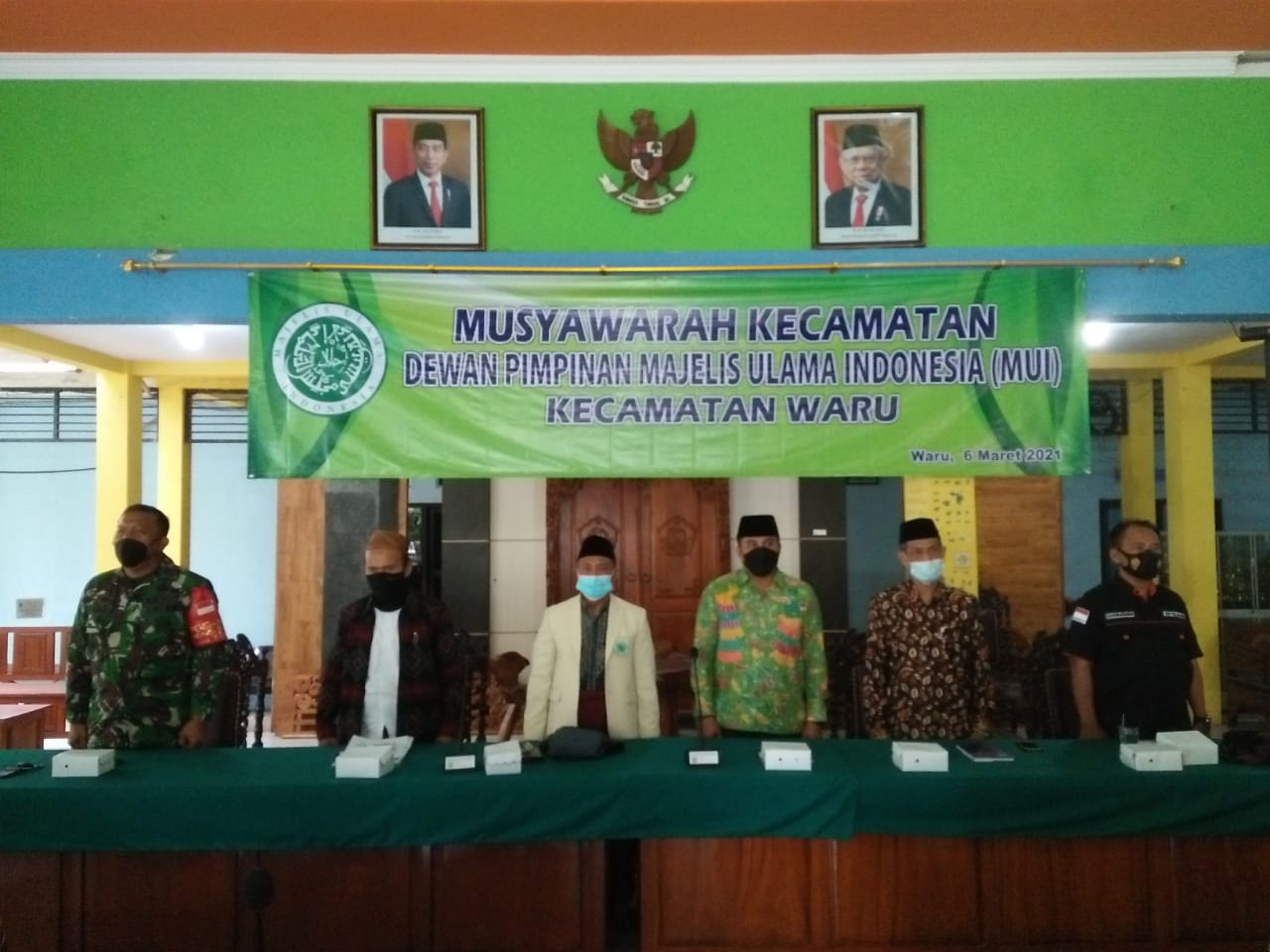 DANRAMIL 0816/16 WARU MENGHADIRI MUSCAM DEWAN PIMPINAN MUI KEC. WARU DIPEND