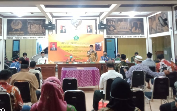 Babinsa Hadiri Serah Terima Jabatan Kades Permisan Jabon.