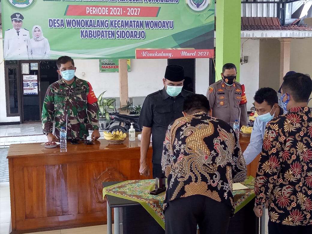 Danramil 0816/13 Wonoayu Hadiri Pelantikan Kades Terpilih.