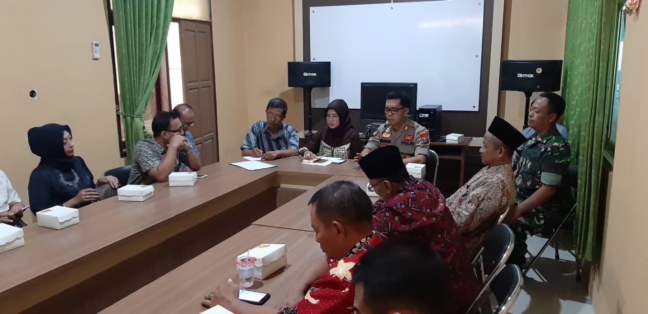 Pld Supriono Bersama Forpimka Bahas Permasalahan Penyelesaian wilayah