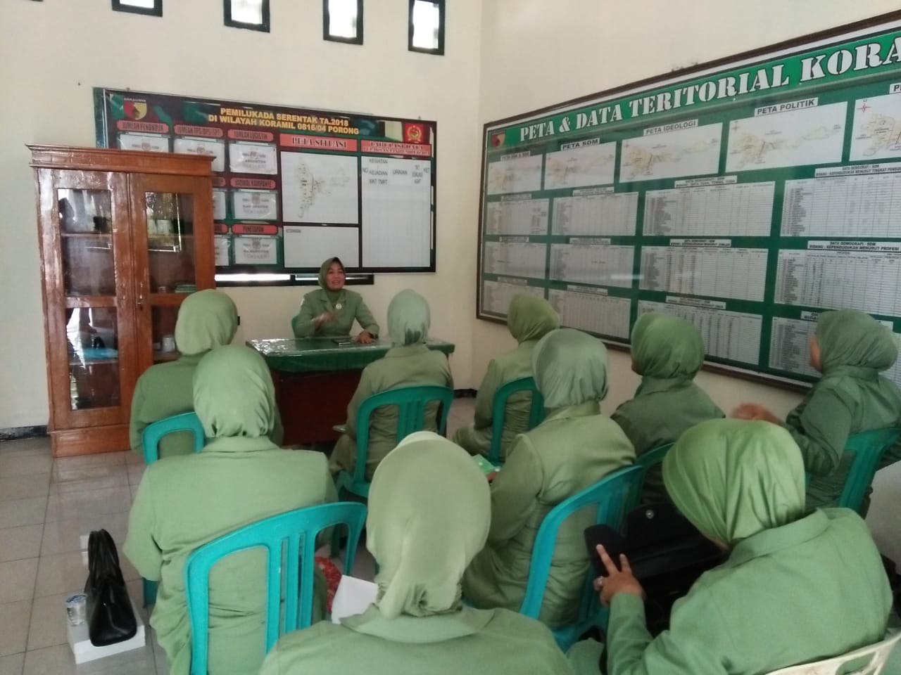Silaturahmi anggota Persit 0816/04 Porong