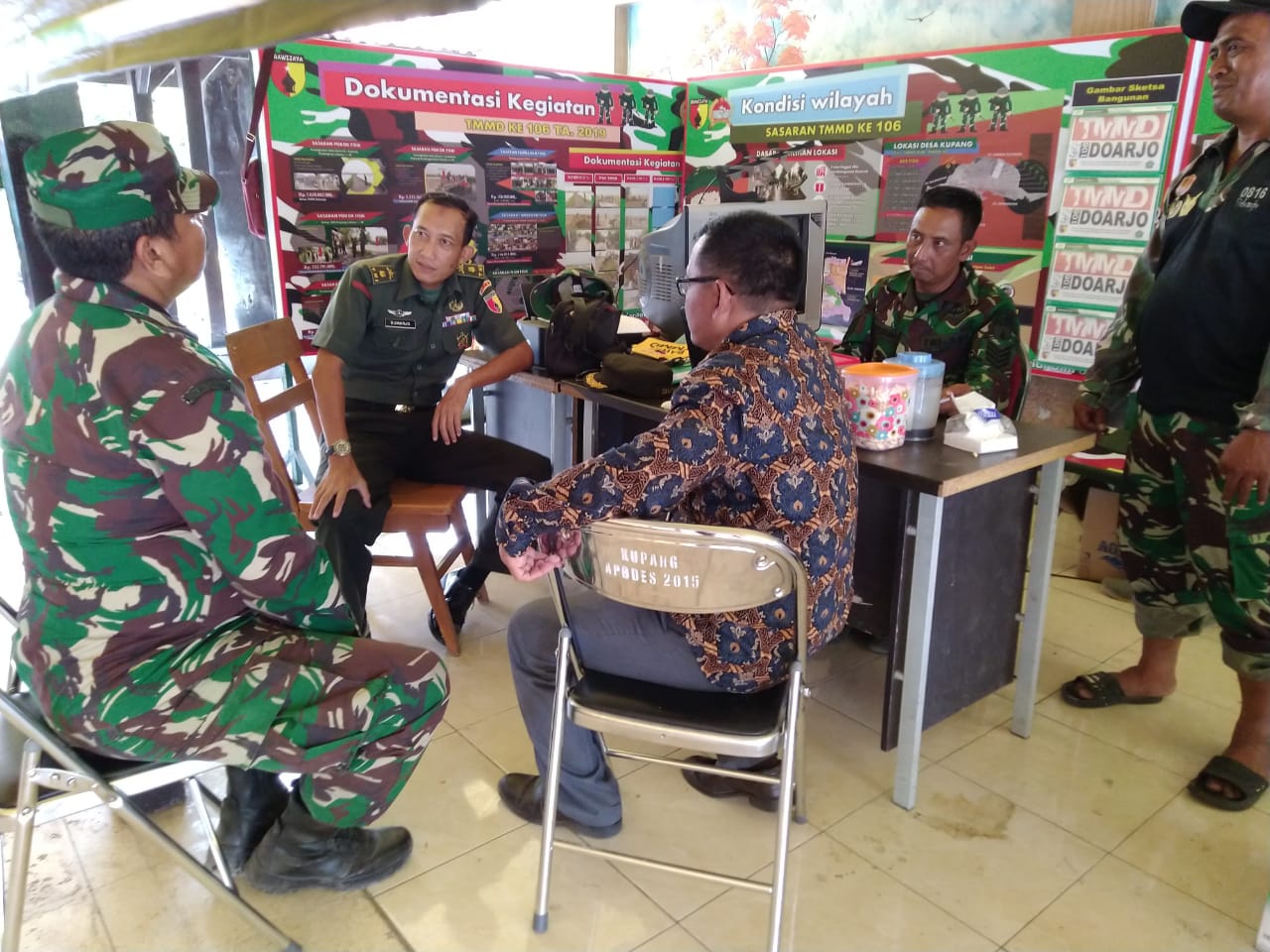 Pasca Penutupan TMMD ke 106, Para Tentara Ini Masih Terus Bekerja