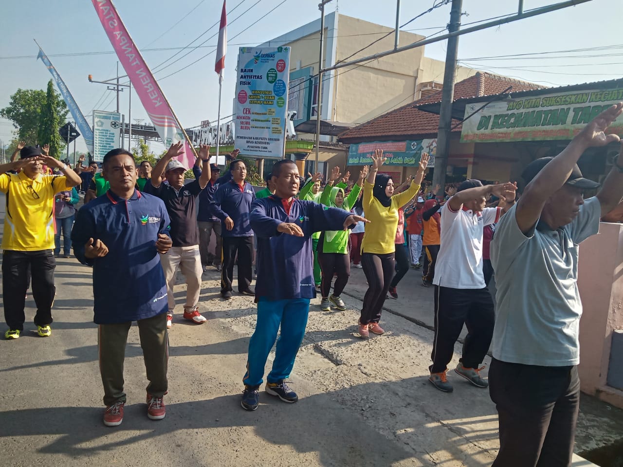 Kebersamaan Forkopimka Tarik Beserta Jajaran Melaksanakan SKJ