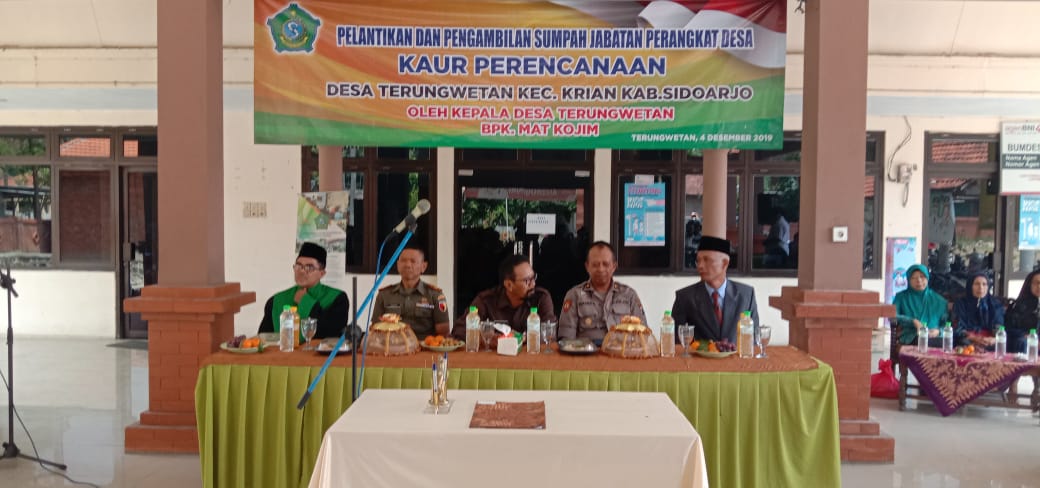 Kapten Inf Siswanto Hadiri Pelantikan Perangkat Desa Terung Wetan