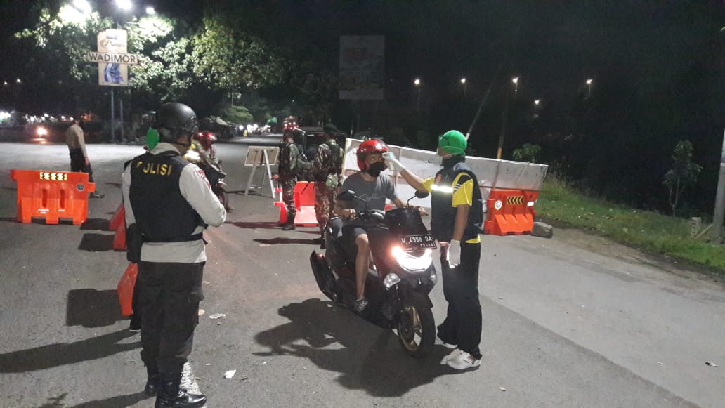 Di Malam Takbir PSBB Di Cek Point Mliriprowo Kec Tarik Diperketat