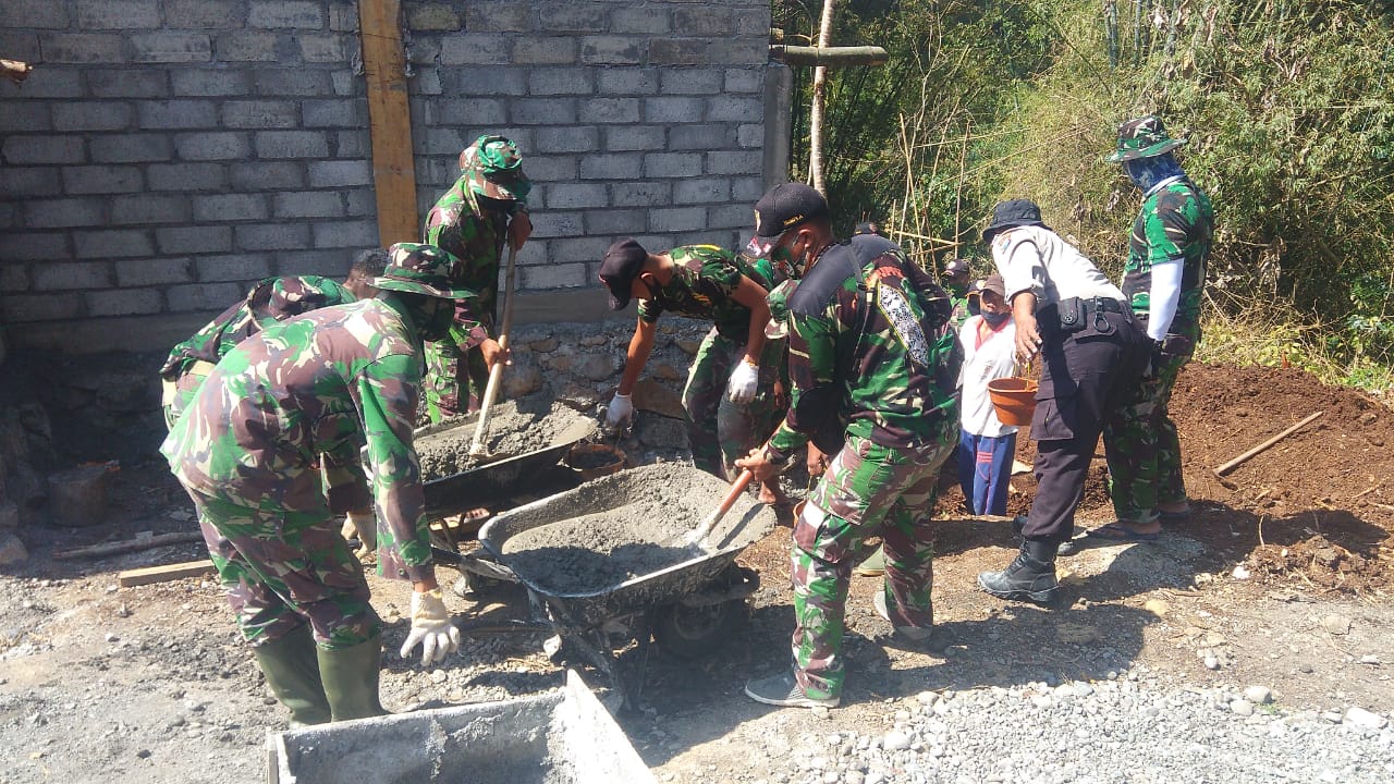 Inilah Gotong Royong Sesungguhnya yang Jadi Ciri Bangsa Indonesia