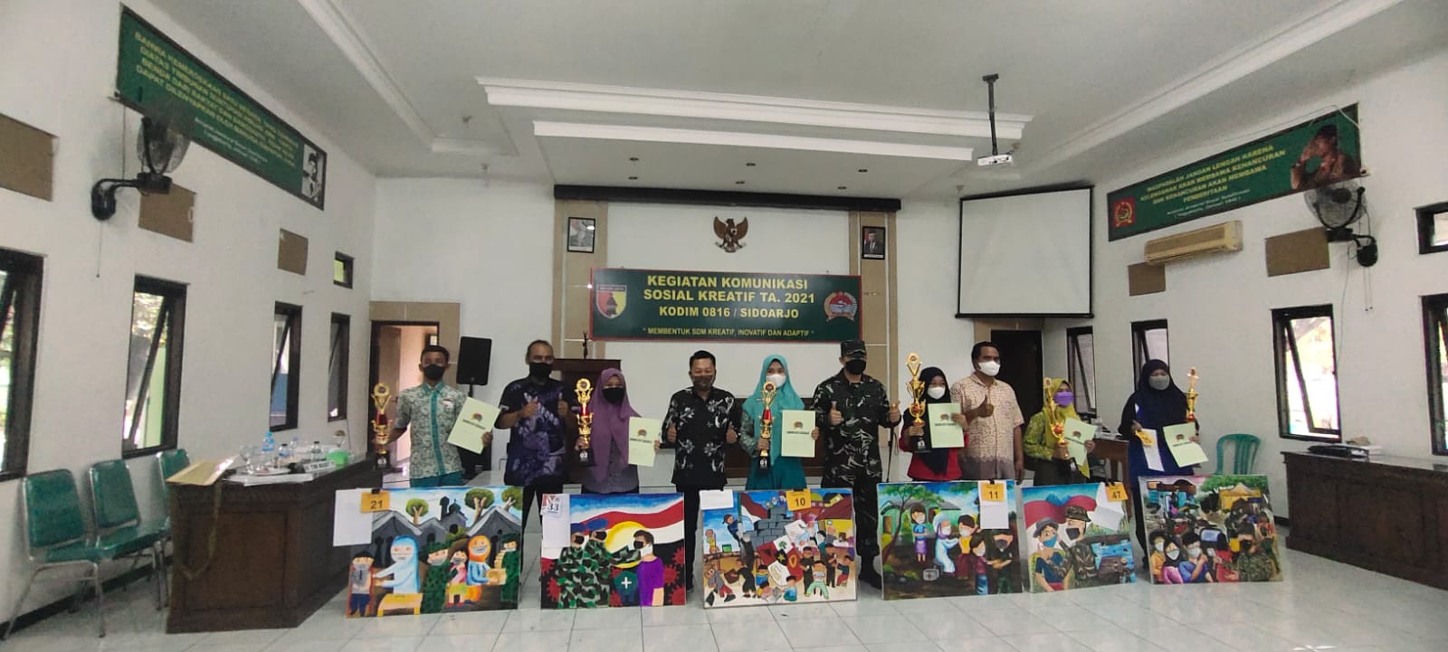 Ramil Krembung Ikuti Lomba Lukis Komsos kreatif setingkat SMU/SMP